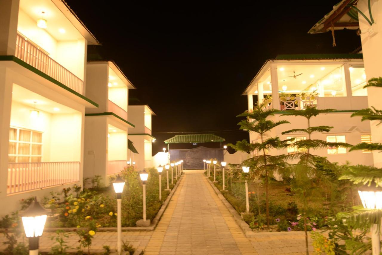 Jaldapara Forest Tourist Lodge Jftl Madari Hat Exterior foto